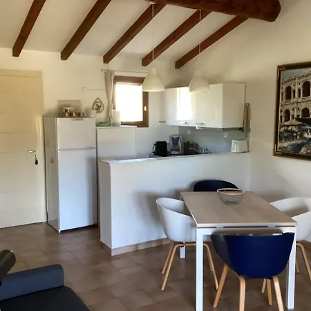 Mini Santa Giulia Vakantiehuis *